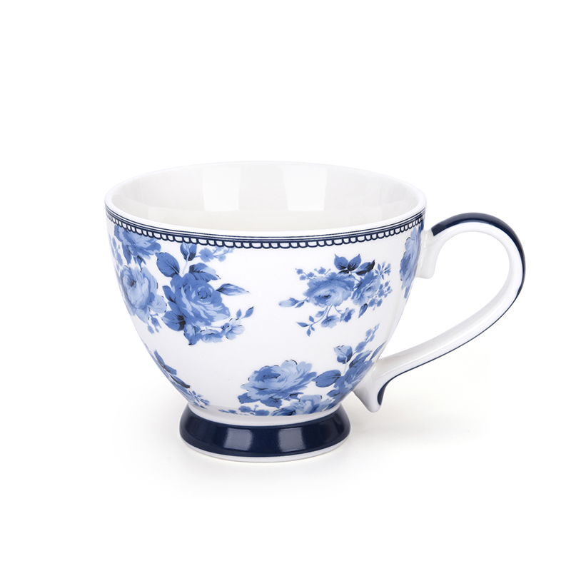 VINTAGE ROSES 450ml Footed Mug