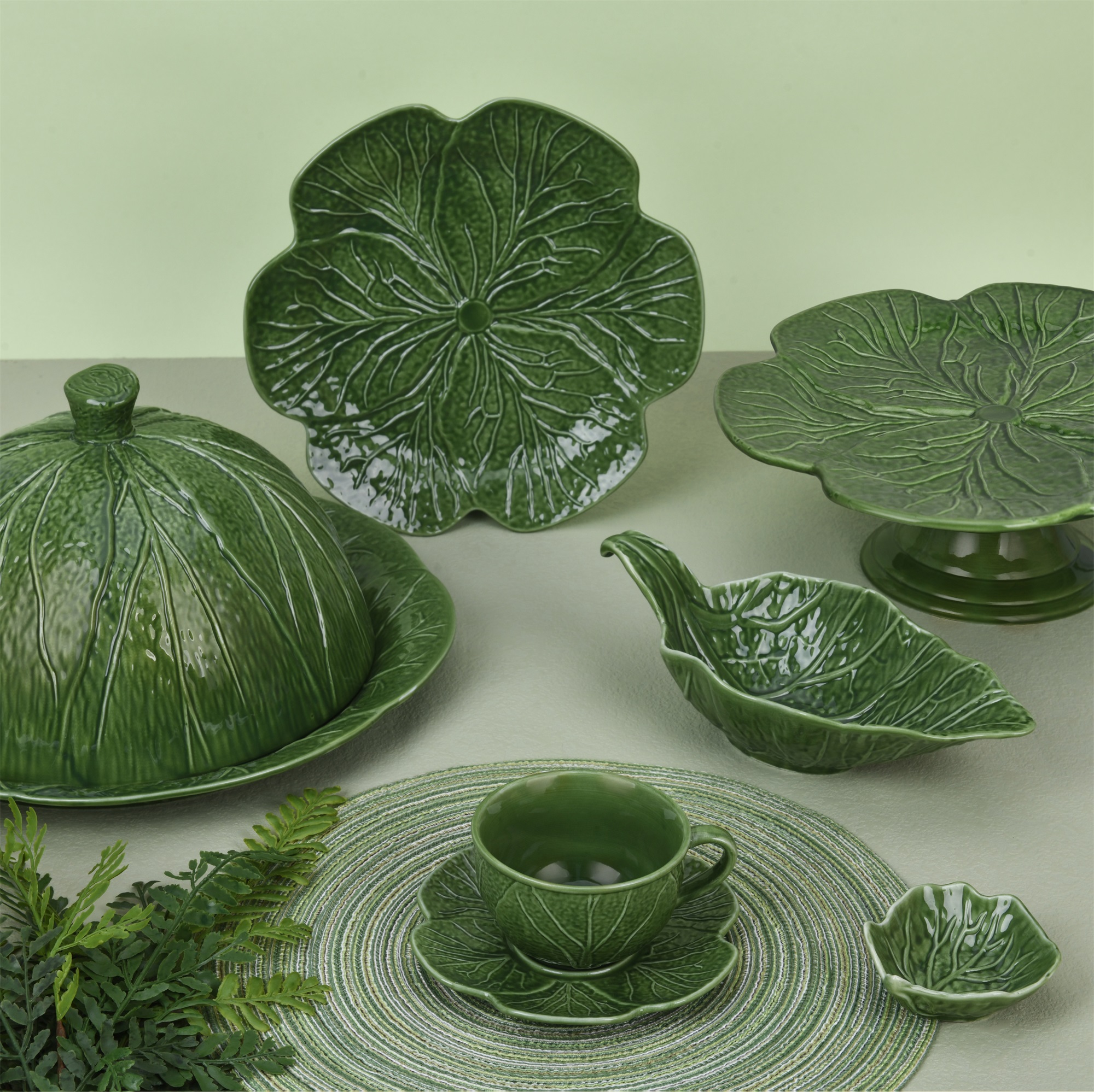 Luxury Cabbage Leaf Dinner Set